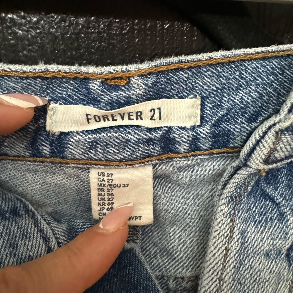 Jeans - Picture 4 of 5